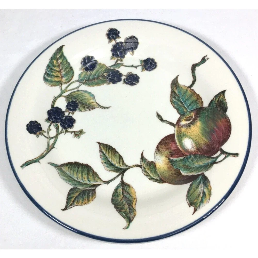 Pier 1 One Macintosh Plate Salad Dessert Luncheon 8” Apples Blackberries Fruit